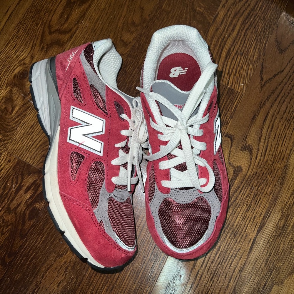 Women’s New Balances !